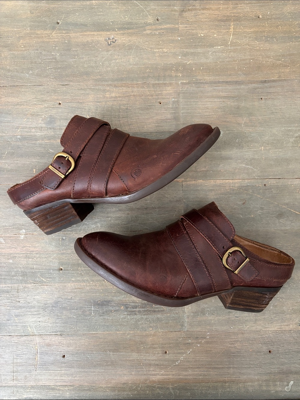 Born Boone western slip-one mules